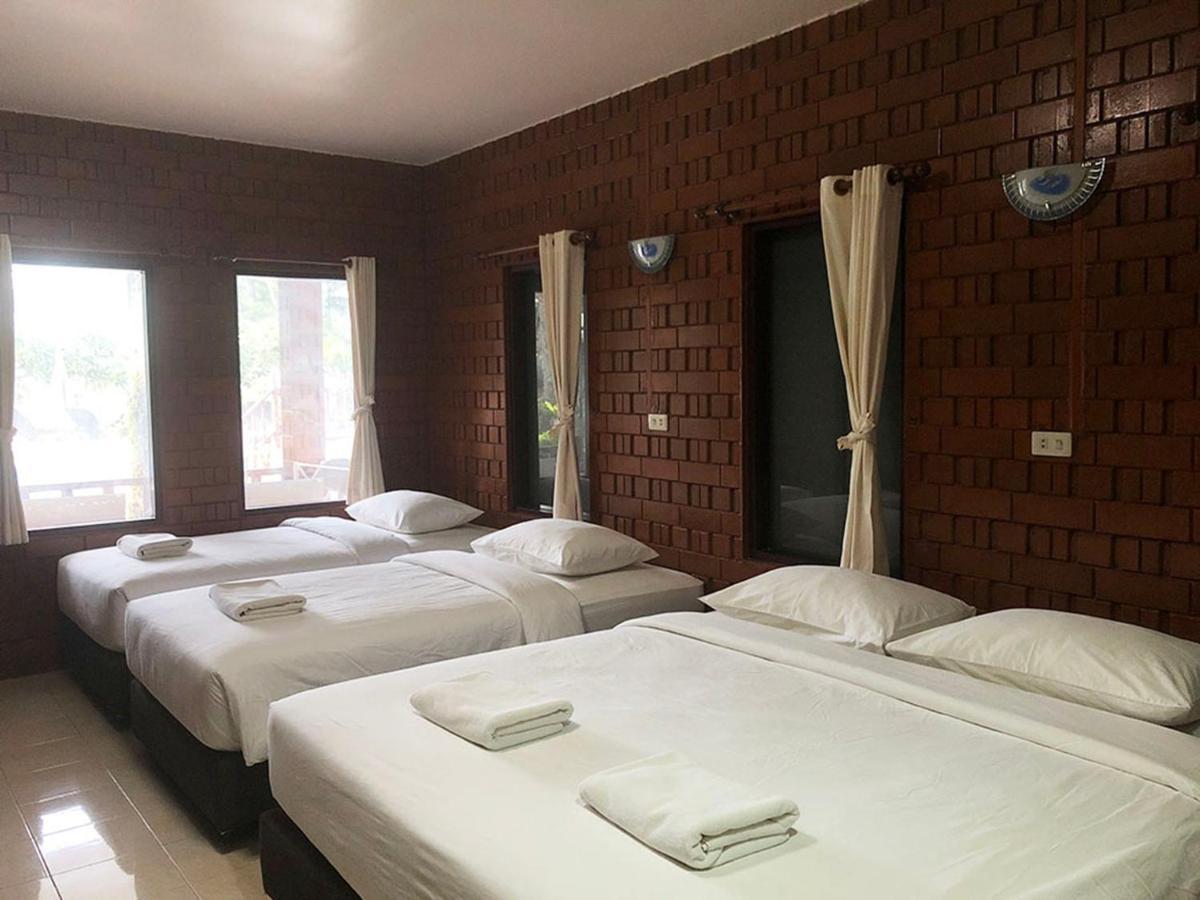 Ban Krut Resort Esterno foto